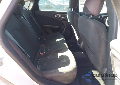 2015 Chrysler 200 Limited from USA, damaged, VIN 1C3CCCAB0FN609661